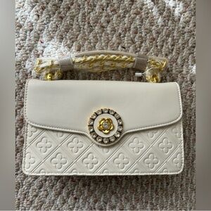 Elegant White Designer Handbag